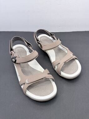 Gold Pigeon Womens Ergonomic Comfort Sandals Sz 38 US 7 Mauve Waterproof Strappy
